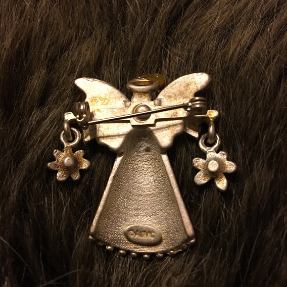 Vintage 80s signed angels bring spring brooch pin - Picture 2 of 4